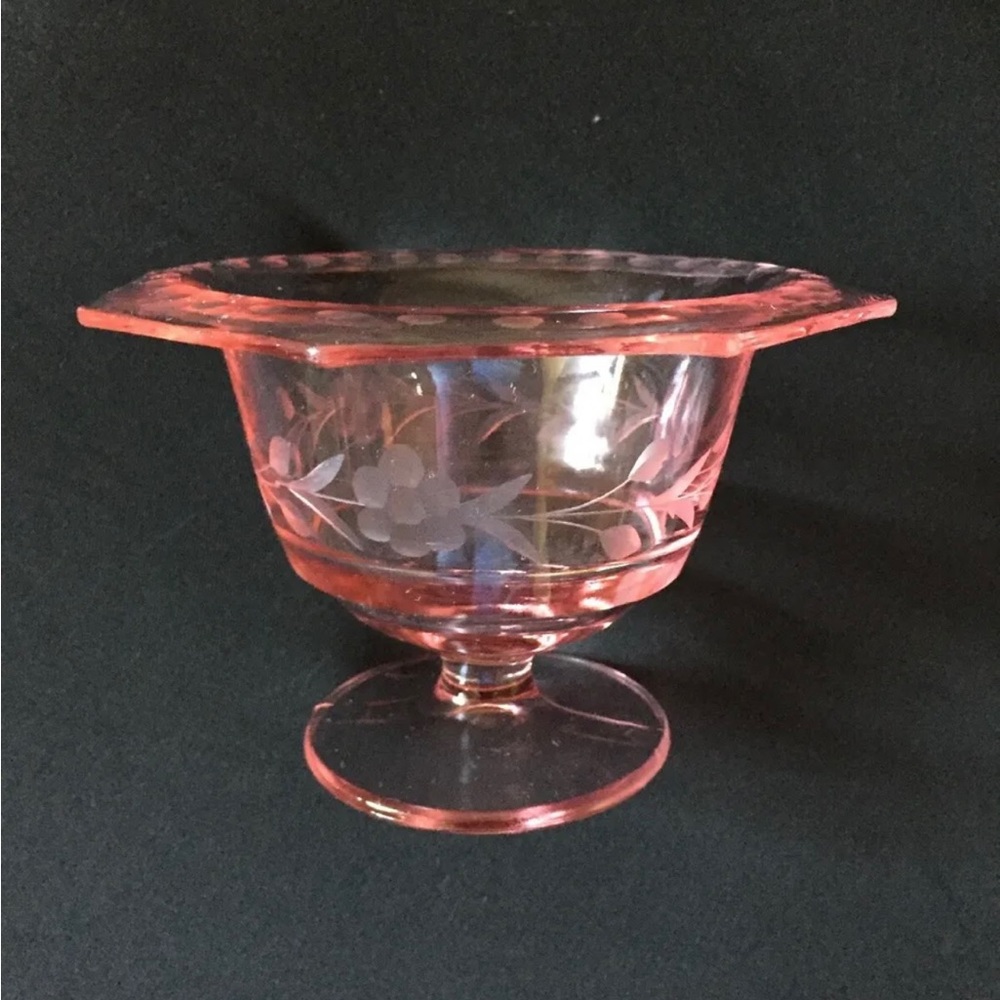 VINTAGE PINK DEPRESSION GLASS BOWL~FLORAL ETCHED~FLAIR EDGE~6"X 4"